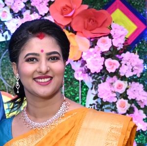 Meet your Posher, Riya